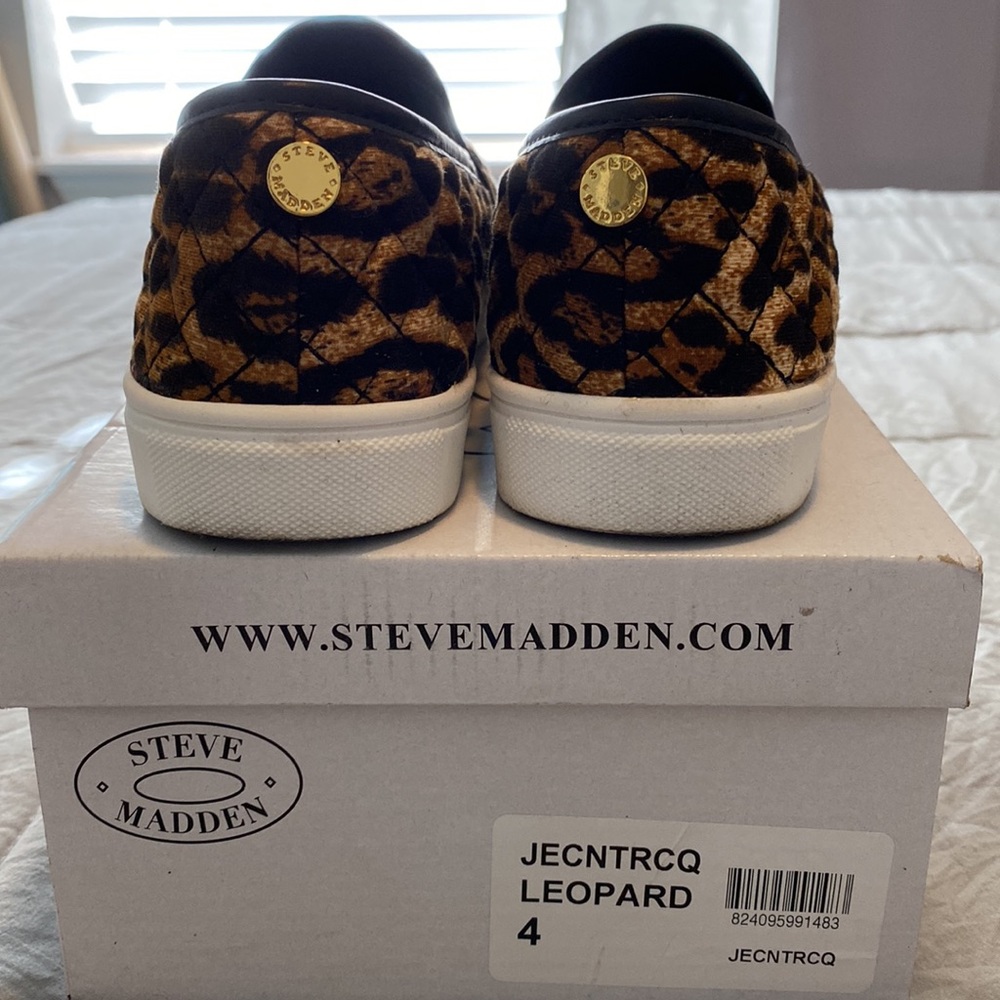 Steve Madden loafer shoe - Picture 4 of 4
